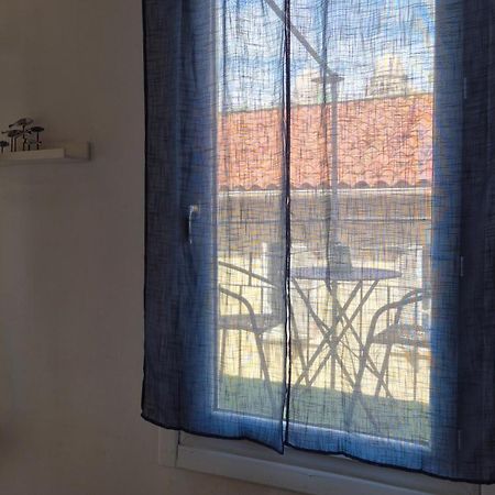 Au Coeur Du Panier Avec Terrasse 2 A 4 Personnes Climatisation Apartment มาร์กเซย ภายนอก รูปภาพ