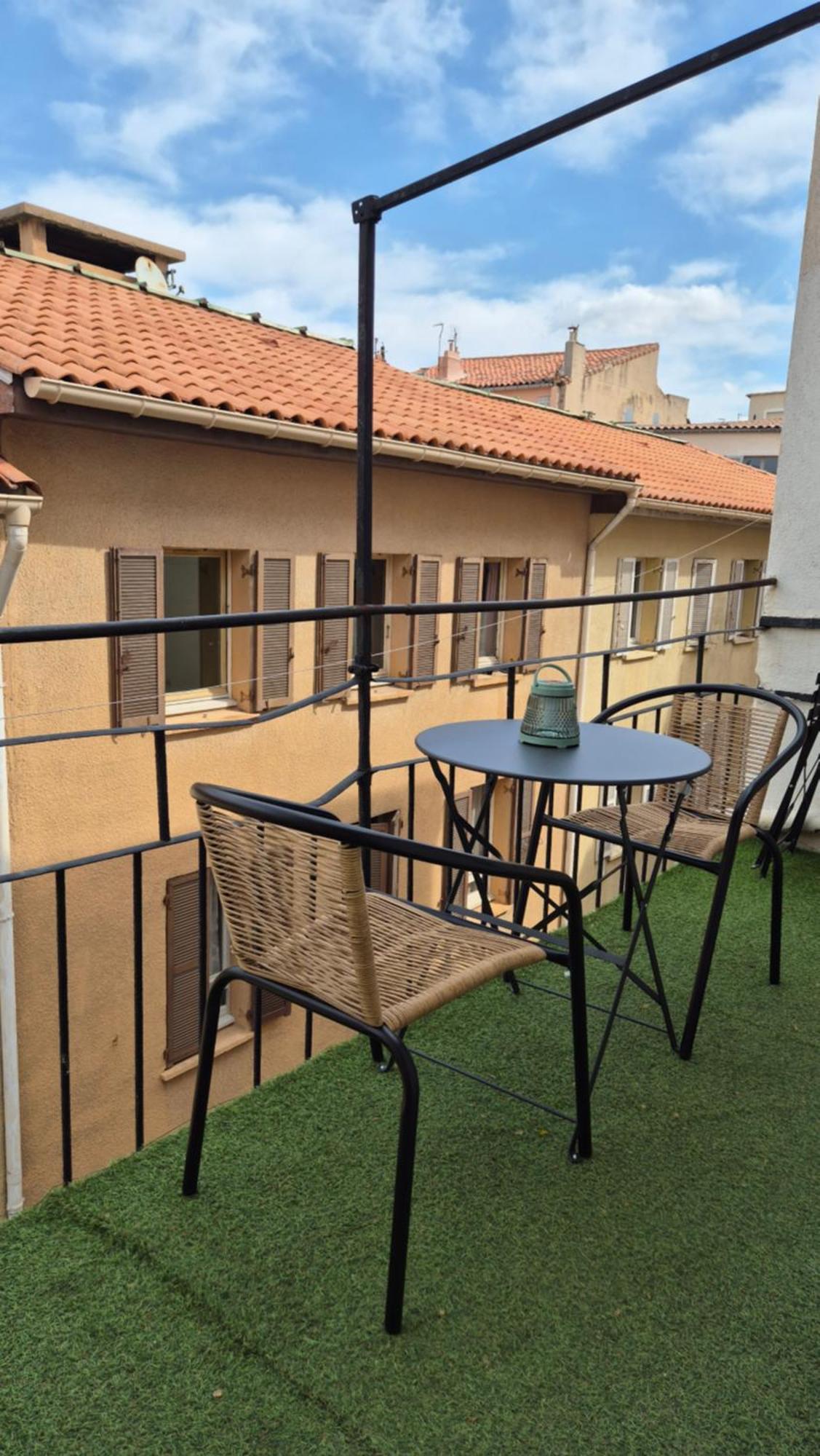 Au Coeur Du Panier Avec Terrasse 2 A 4 Personnes Climatisation Apartment มาร์กเซย ภายนอก รูปภาพ